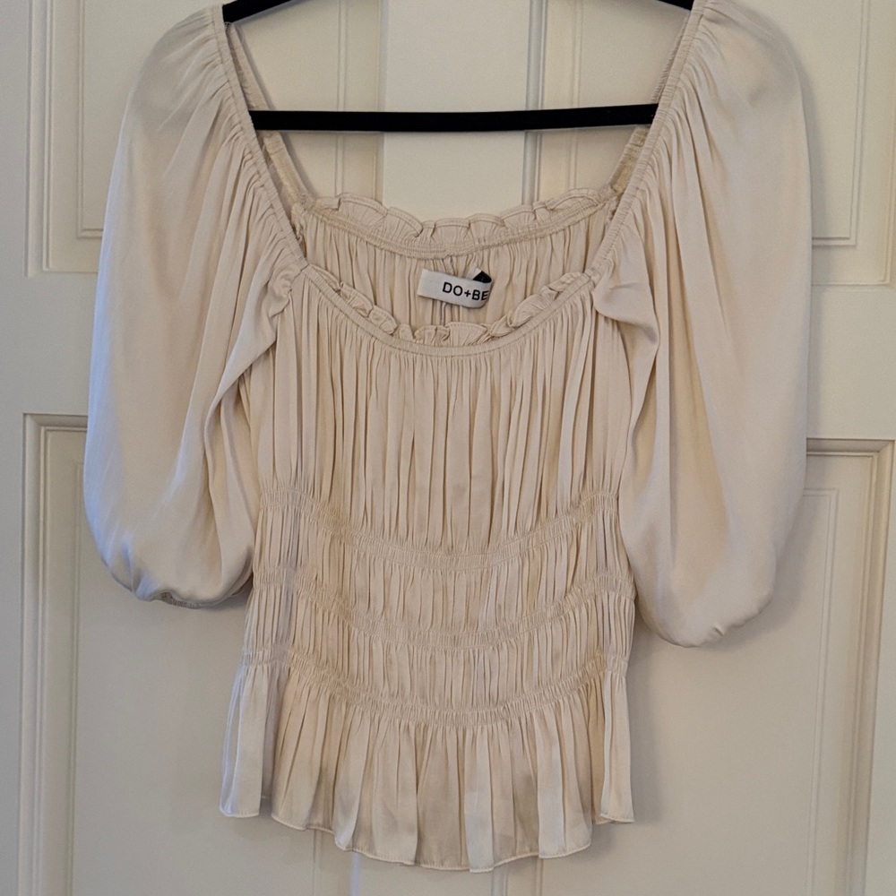 DO+BE Cream Ruched Blouse